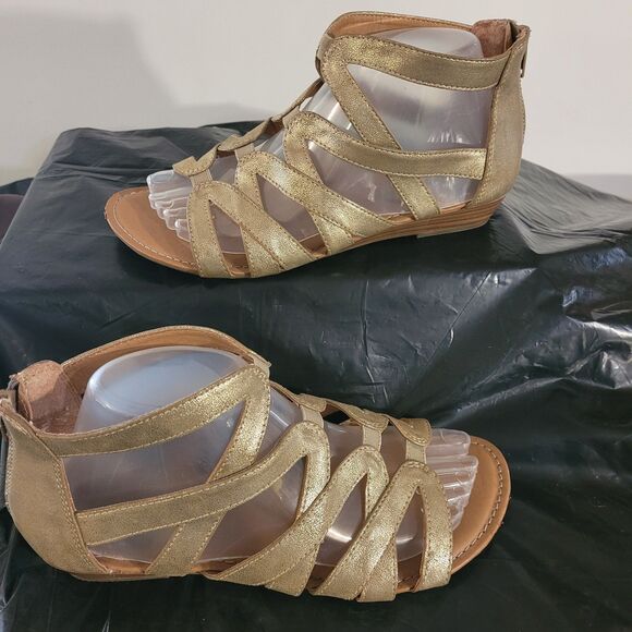 Cloudwalkers Gina Gold Metallic Sandals Galdiator Womens Sz 8 Zip Back - Picture 3 of 11
